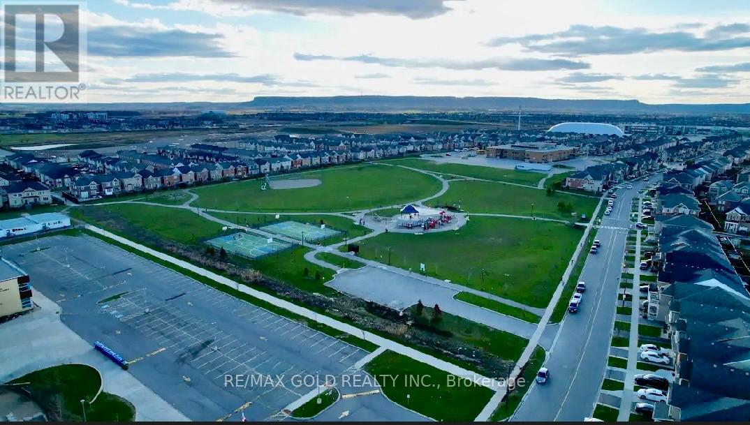 298 Etheridge Avenue, Milton, Ontario  L9E 1H7 - Photo 48 - W12876430