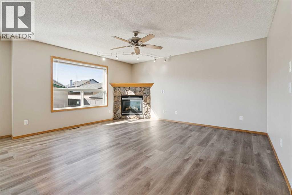 111 Luxstone Crescent SW, Airdrie, Alberta  T4B 2W8 - Photo 8 - A2301491