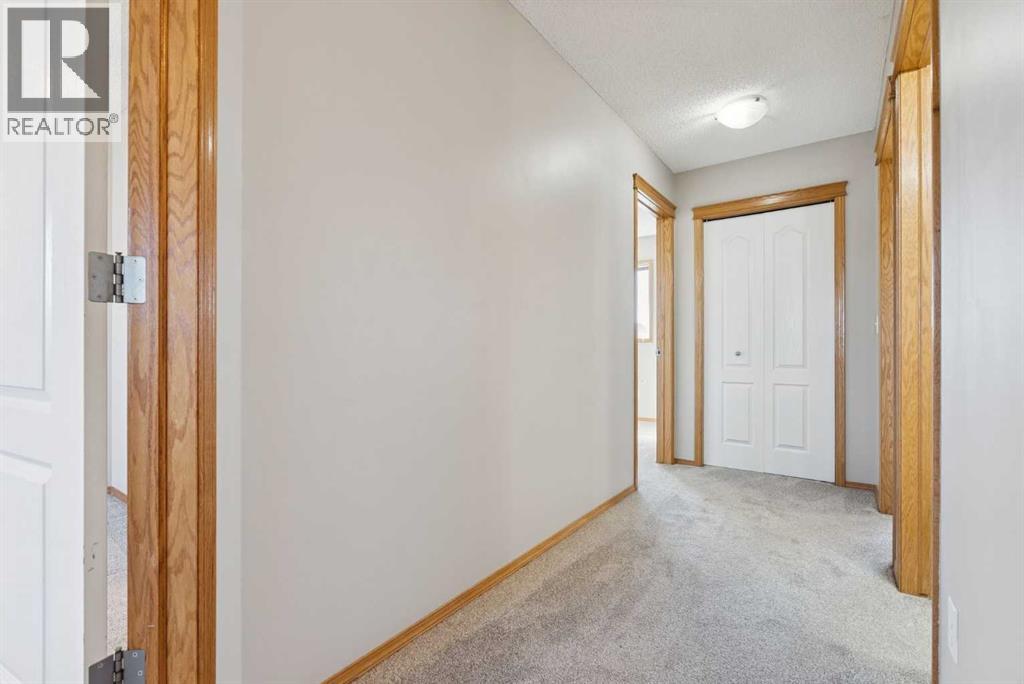 111 Luxstone Crescent SW, Airdrie, Alberta  T4B 2W8 - Photo 15 - A2301491