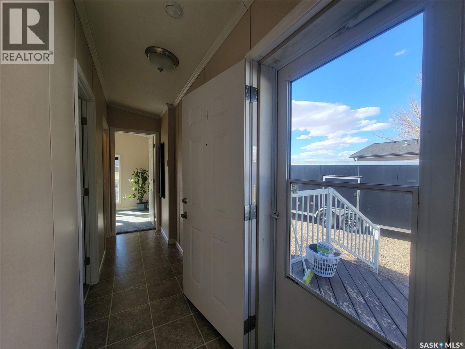 414 Lonsdale Street, Luseland, Saskatchewan  S0L 2A0 - Photo 14 - SK033602