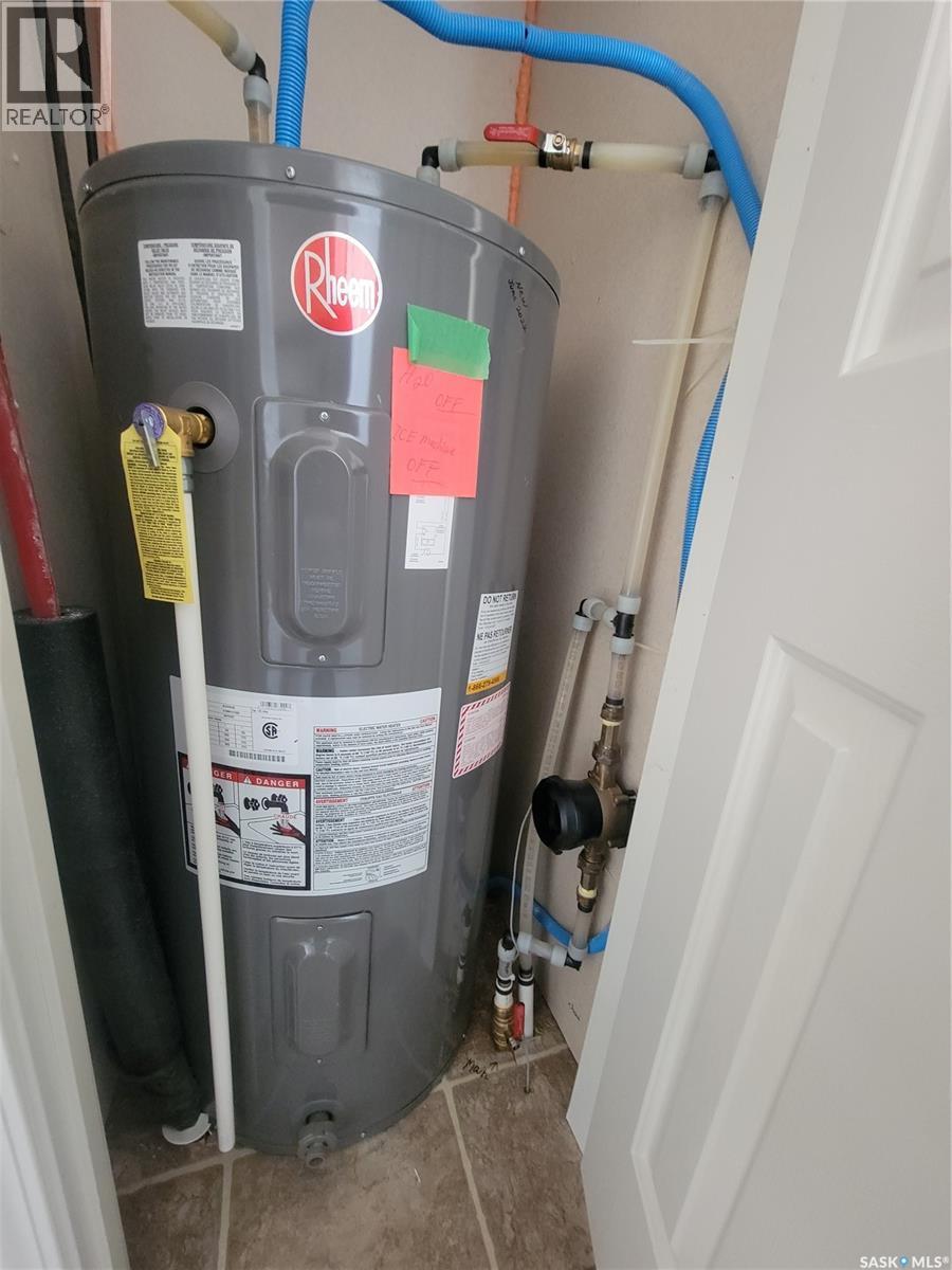 414 Lonsdale Street, Luseland, Saskatchewan  S0L 2A0 - Photo 22 - SK033602