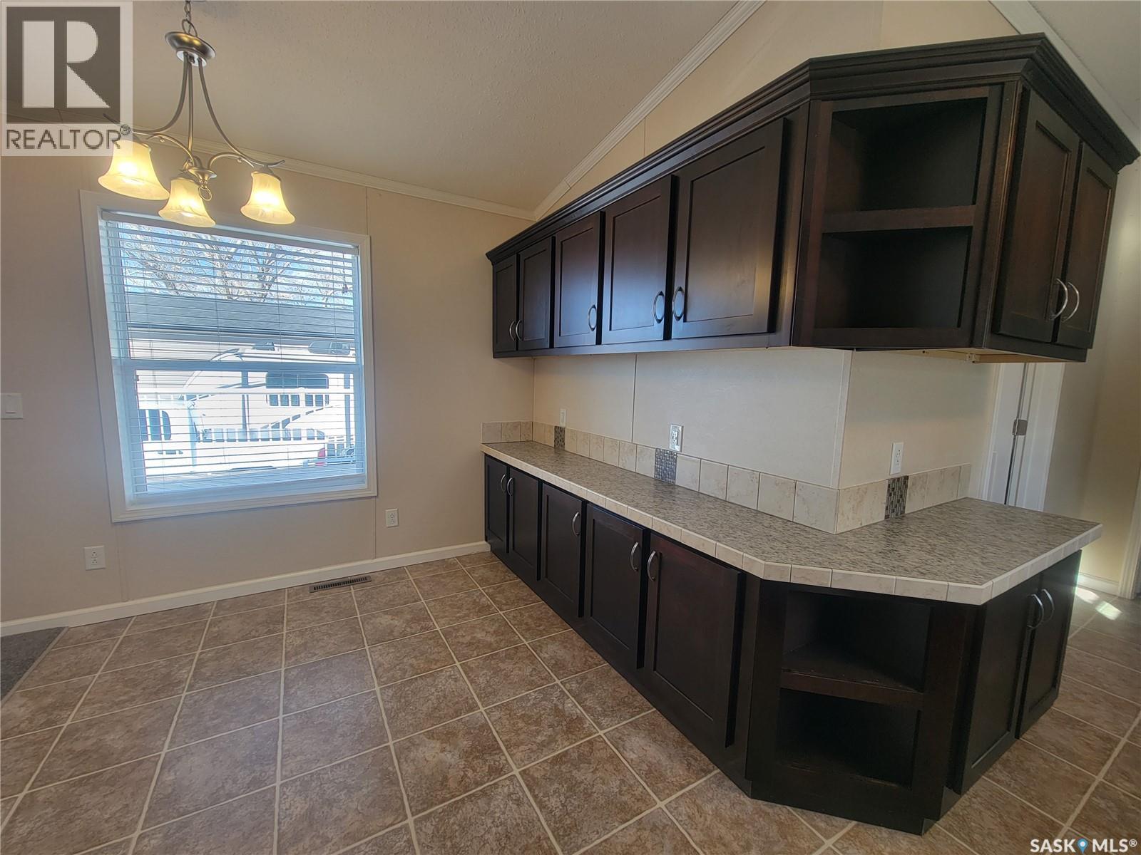 414 Lonsdale Street, Luseland, Saskatchewan  S0L 2A0 - Photo 5 - SK033602