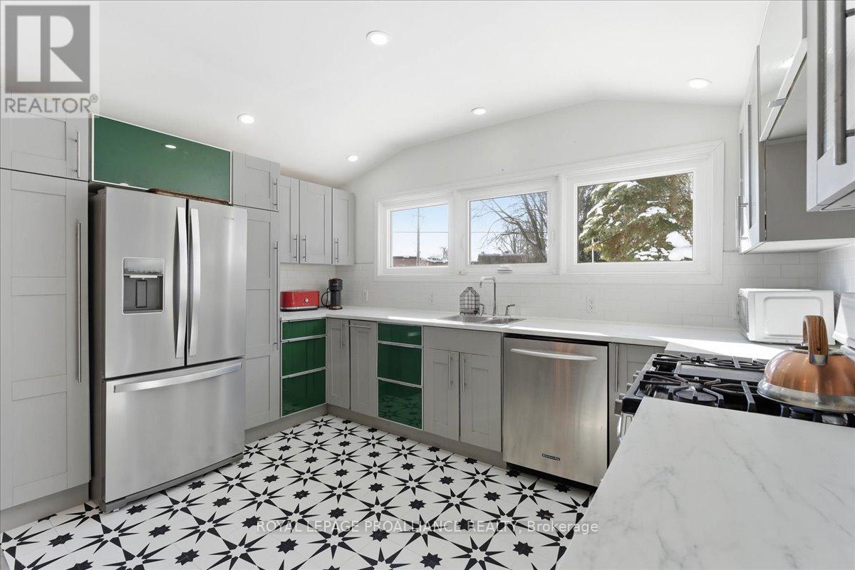 17 King Street, Prince Edward County, Ontario  K0K 2T0 - Photo 12 - X13026442