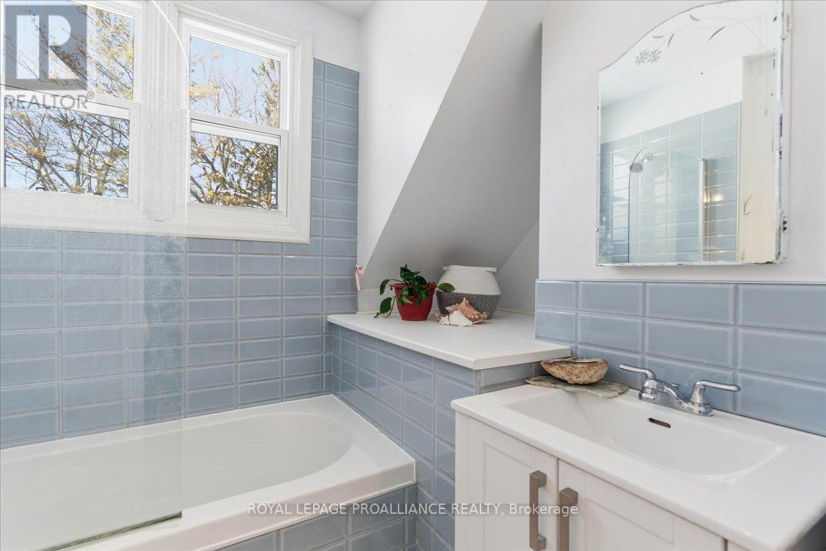 17 King Street, Prince Edward County, Ontario  K0K 2T0 - Photo 29 - X13026442