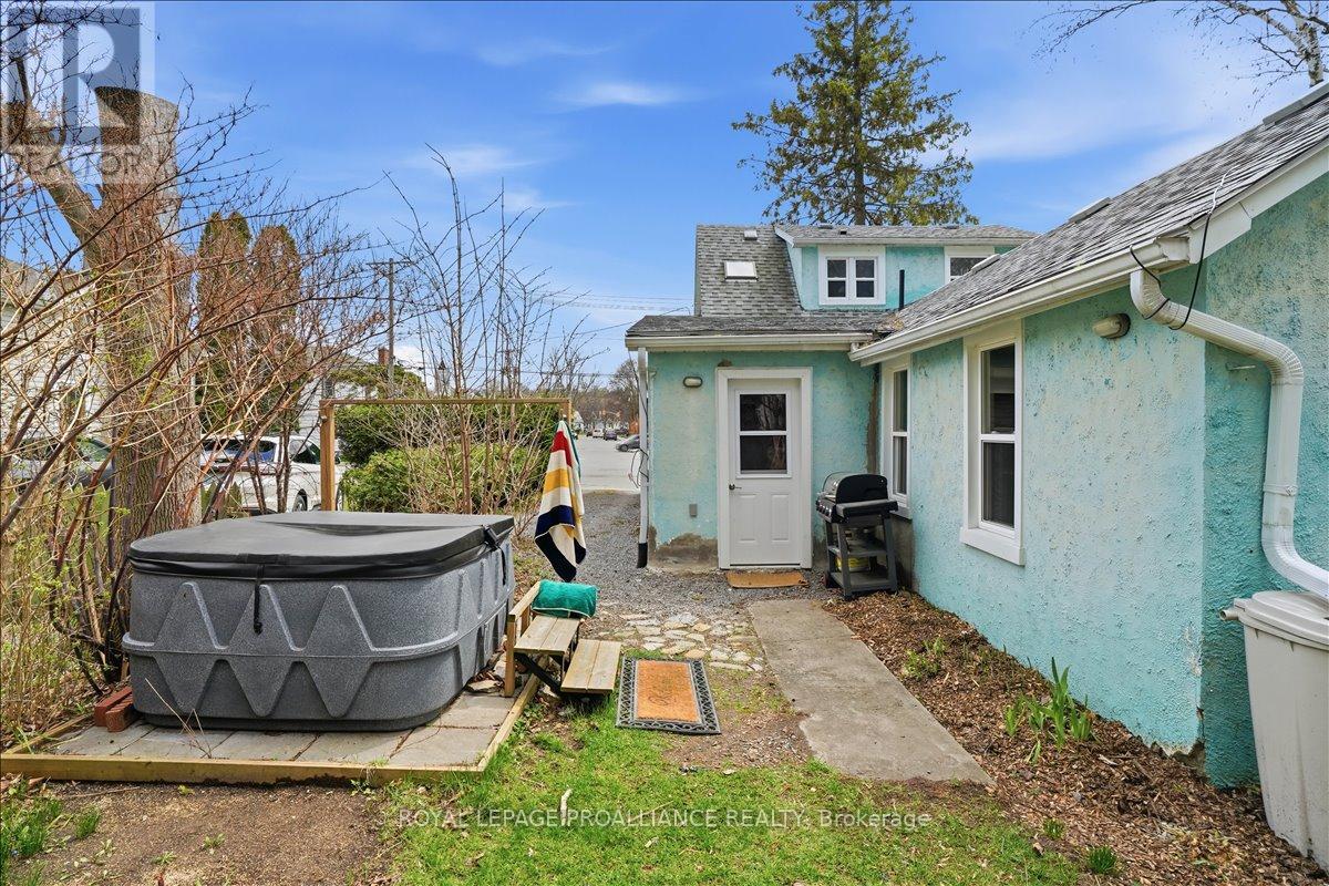 17 King Street, Prince Edward County, Ontario  K0K 2T0 - Photo 32 - X13026442