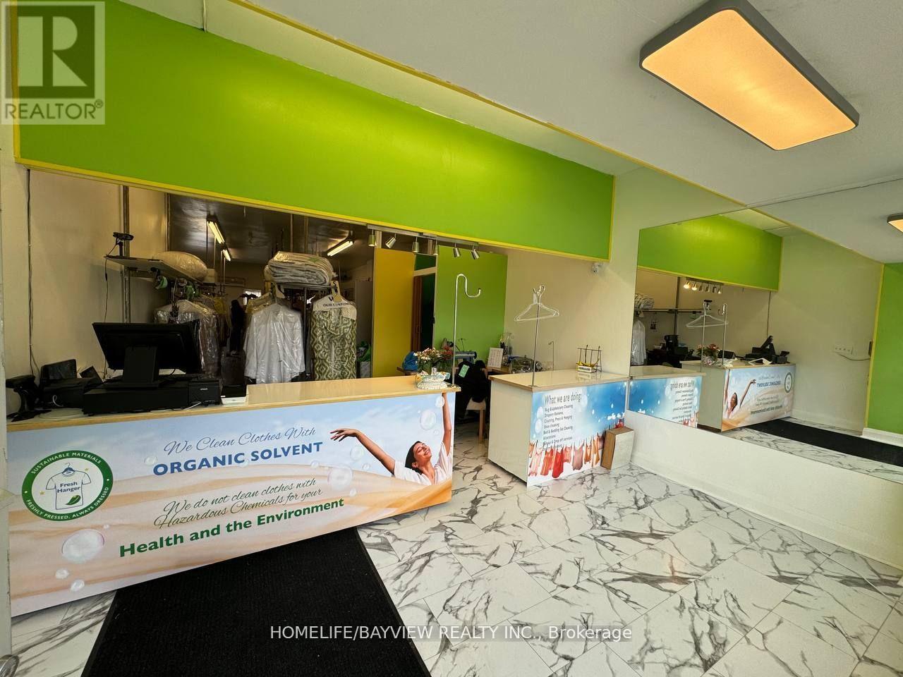 763 The Queensway Avenue, Toronto, Ontario  M8Z 1N1 - Photo 2 - W13028074