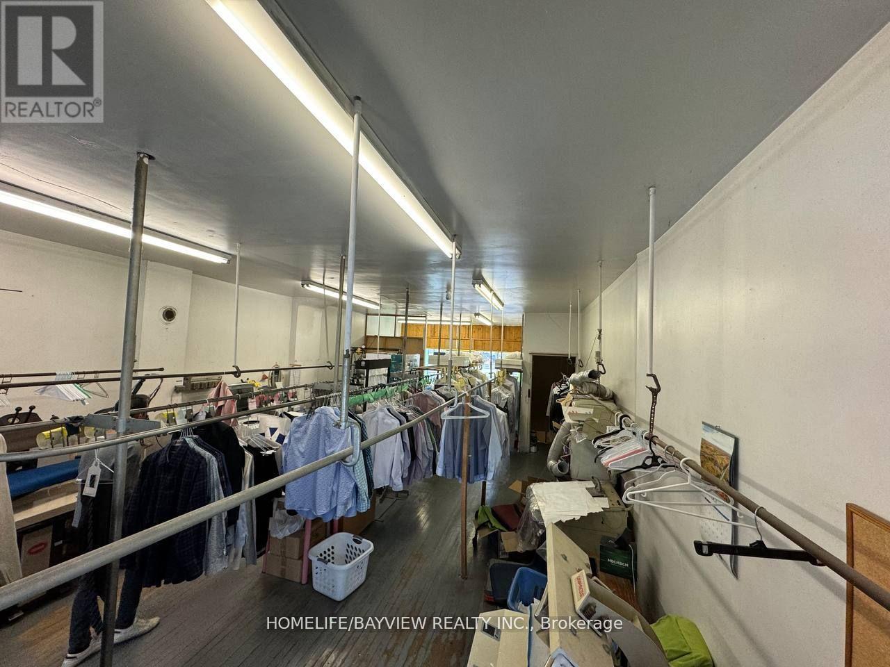 763 The Queensway Avenue, Toronto, Ontario  M8Z 1N1 - Photo 6 - W13028074