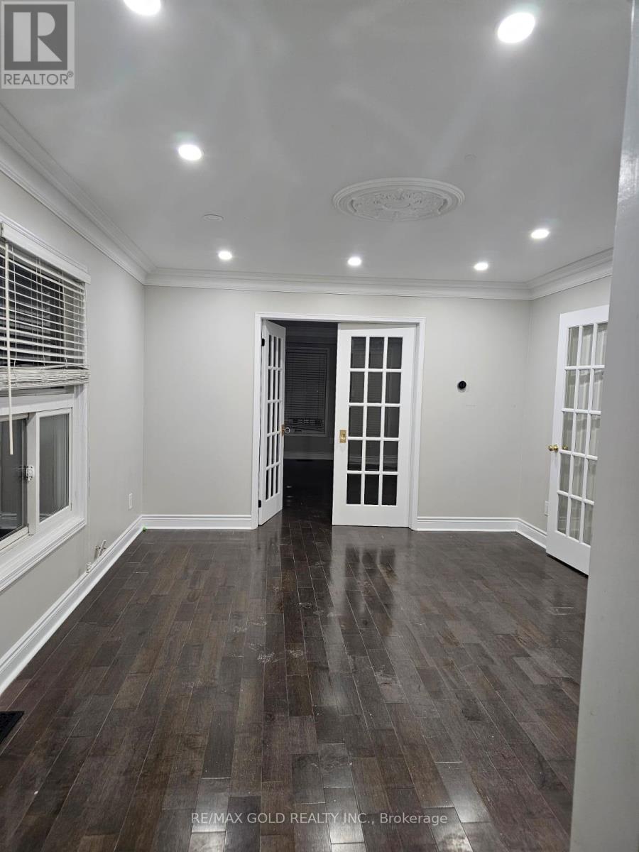 45 Livingston Drive, Caledon, Ontario  L7C 1A1 - Photo 11 - W13028076