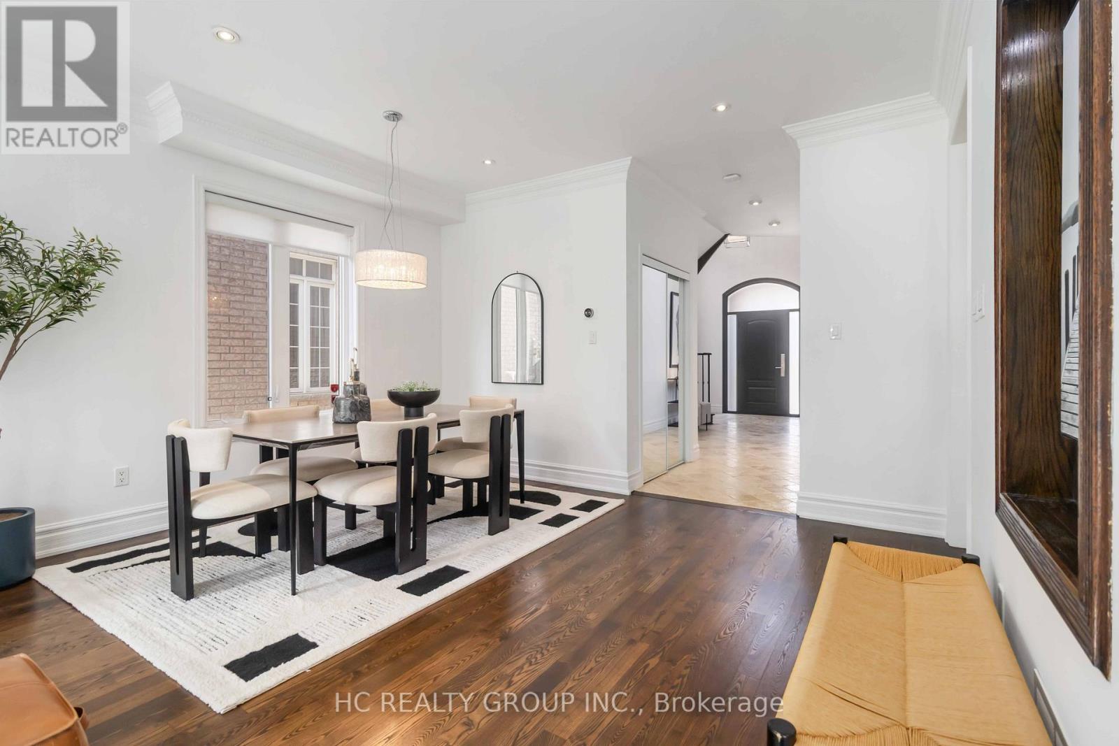 16 Begonia Crescent, Brampton, Ontario  L7A 0M5 - Photo 4 - W13028088