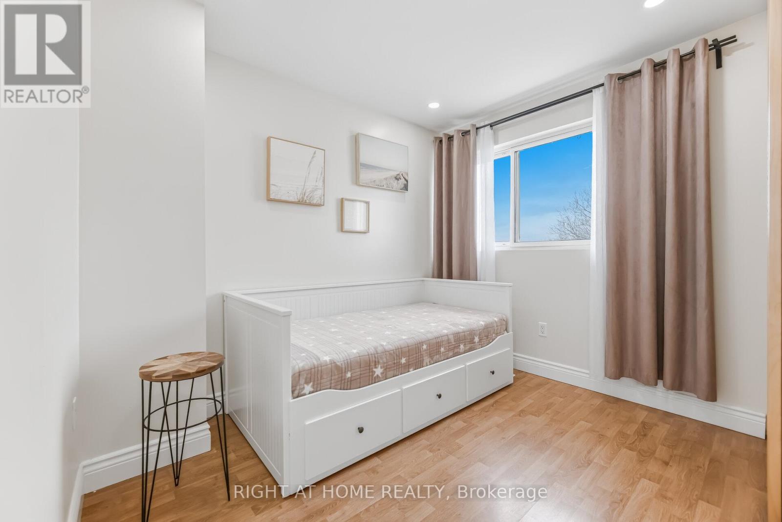 909 Lovingston Crescent, Mississauga, Ontario  L4W 3S6 - Photo 31 - W13028100