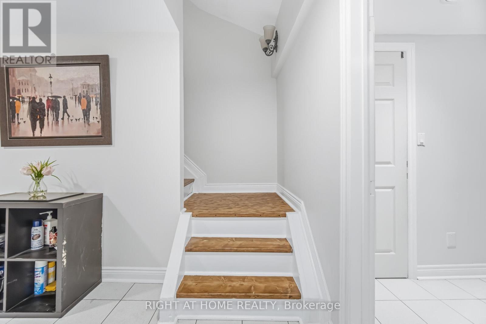 909 Lovingston Crescent, Mississauga, Ontario  L4W 3S6 - Photo 36 - W13028100