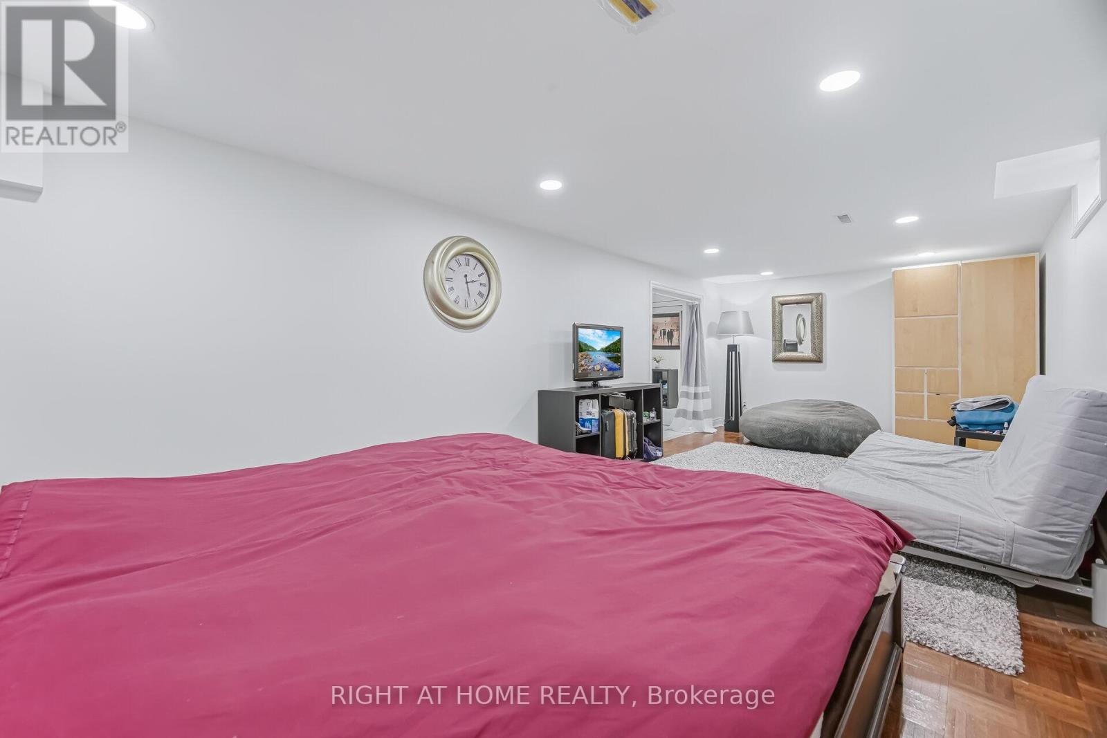 909 Lovingston Crescent, Mississauga, Ontario  L4W 3S6 - Photo 42 - W13028100