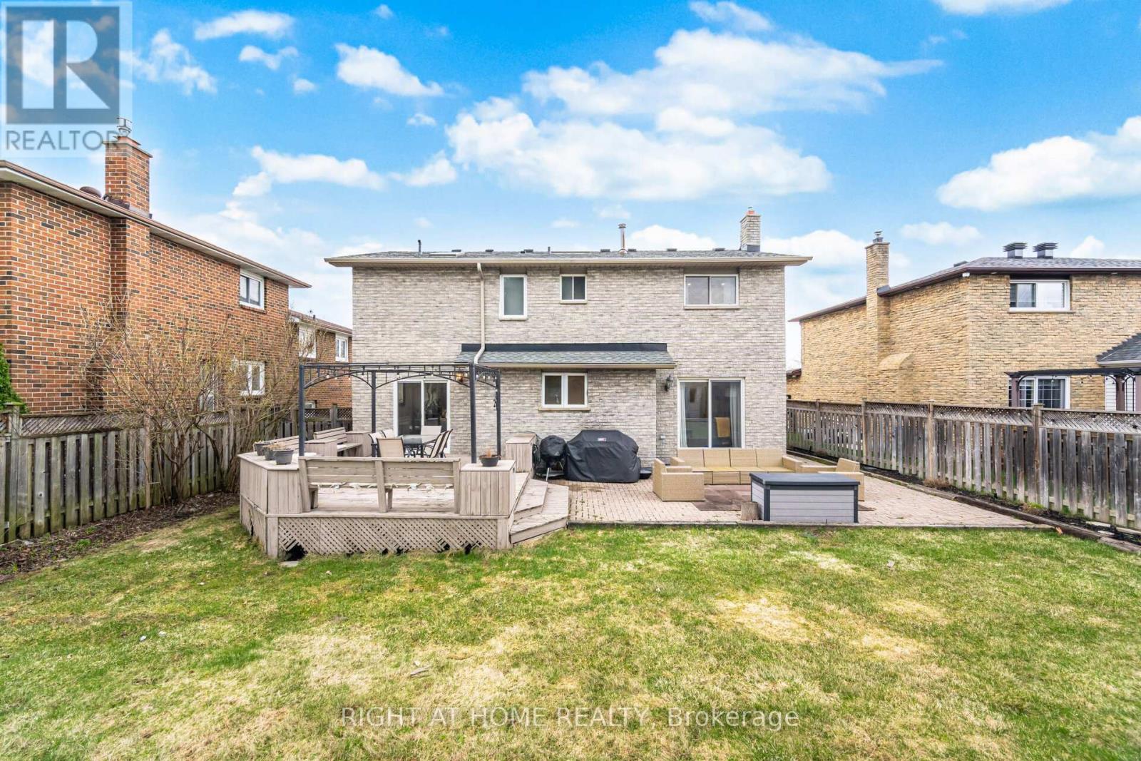 909 Lovingston Crescent, Mississauga, Ontario  L4W 3S6 - Photo 50 - W13028100