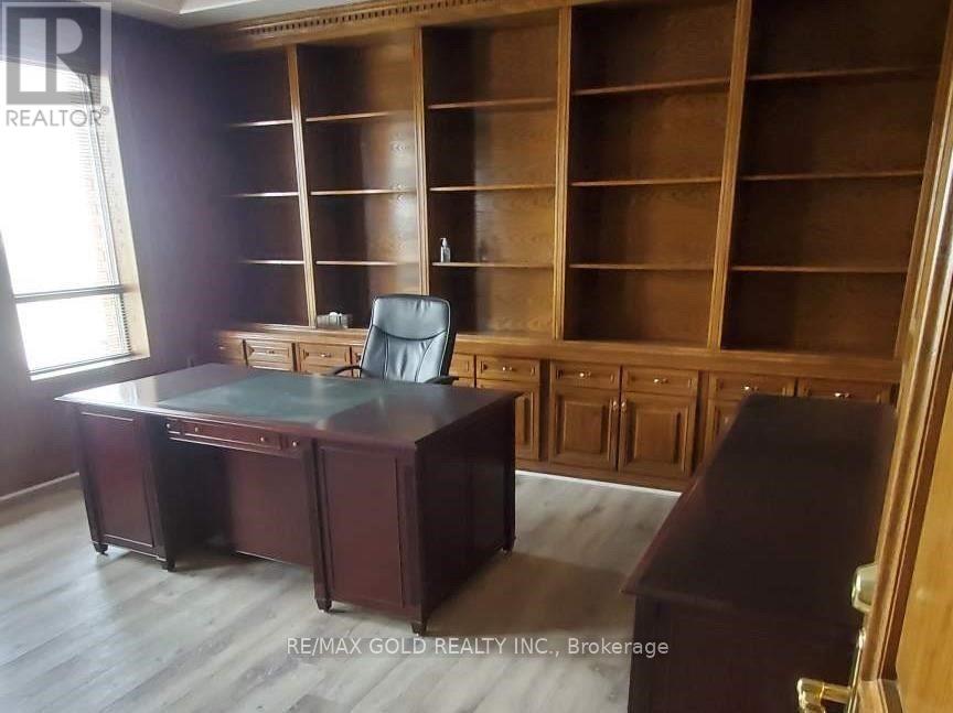 1775 Shawson Drive, Mississauga, Ontario  L4W 1N8 - Photo 1 - W13028102