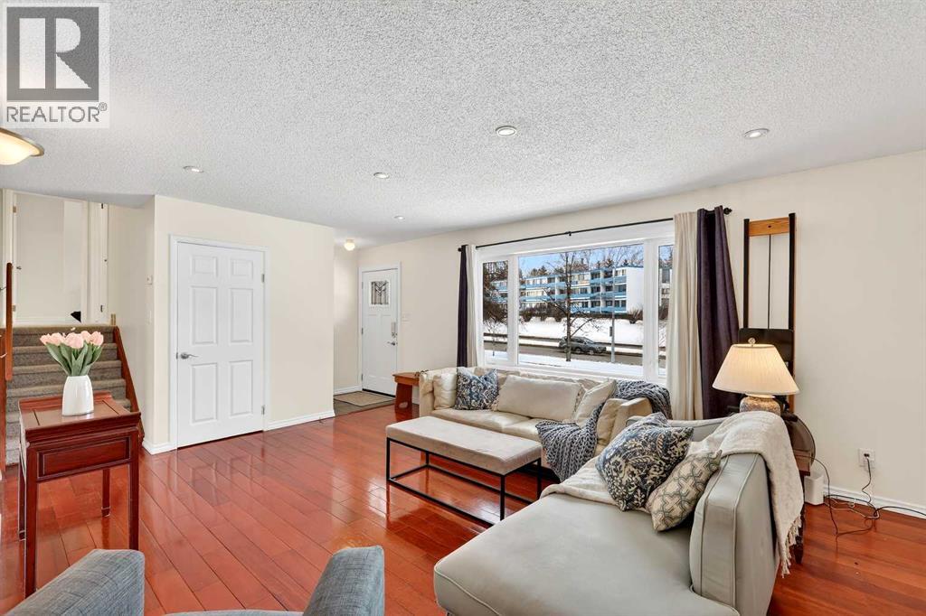 1323 University Drive Nw, Calgary, Alberta  T2N 3Y8 - Photo 4 - A2296919