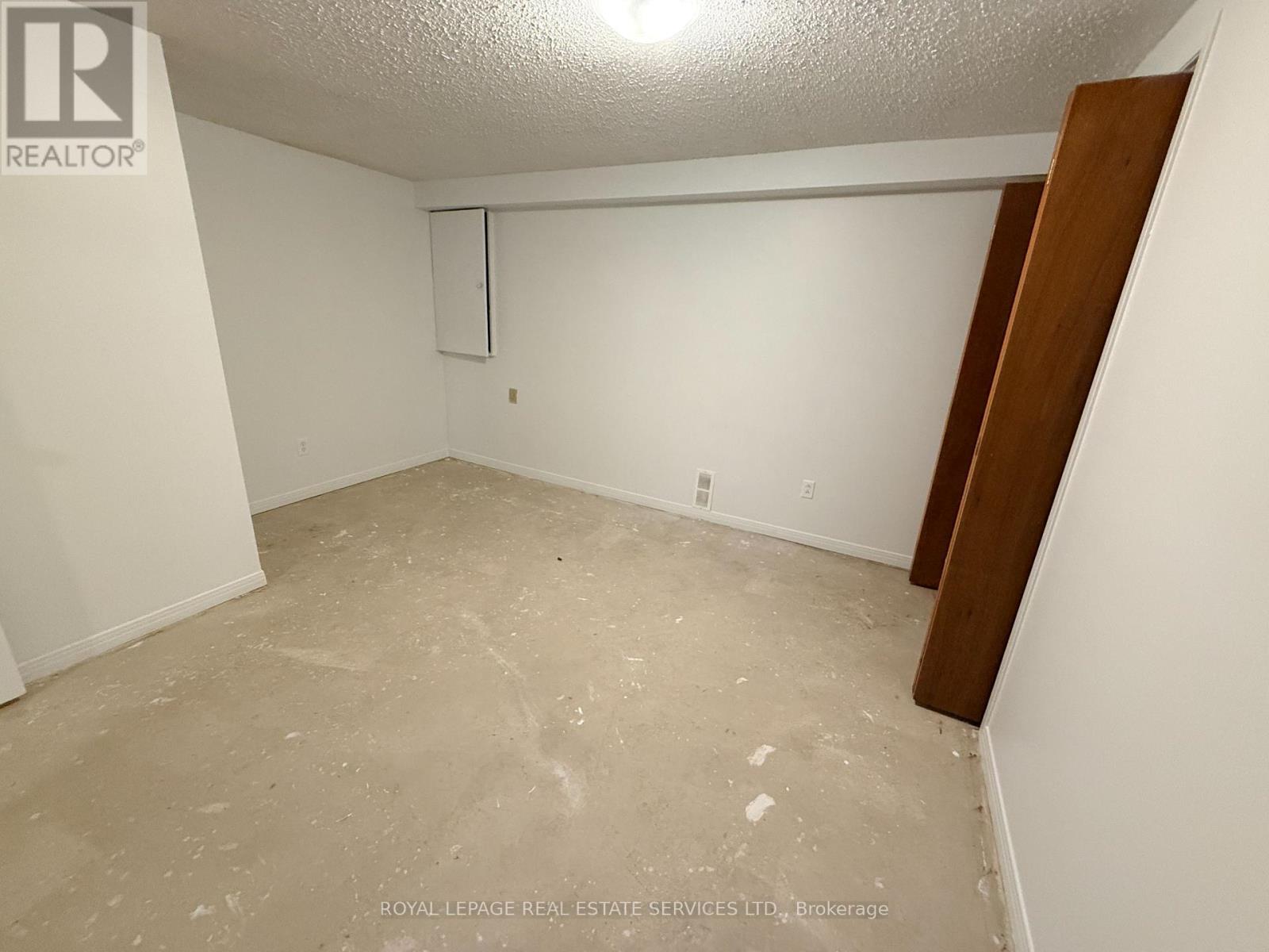 31 Daphne Crescent, Barrie, Ontario  L4M 2Y7 - Photo 21 - S13025596