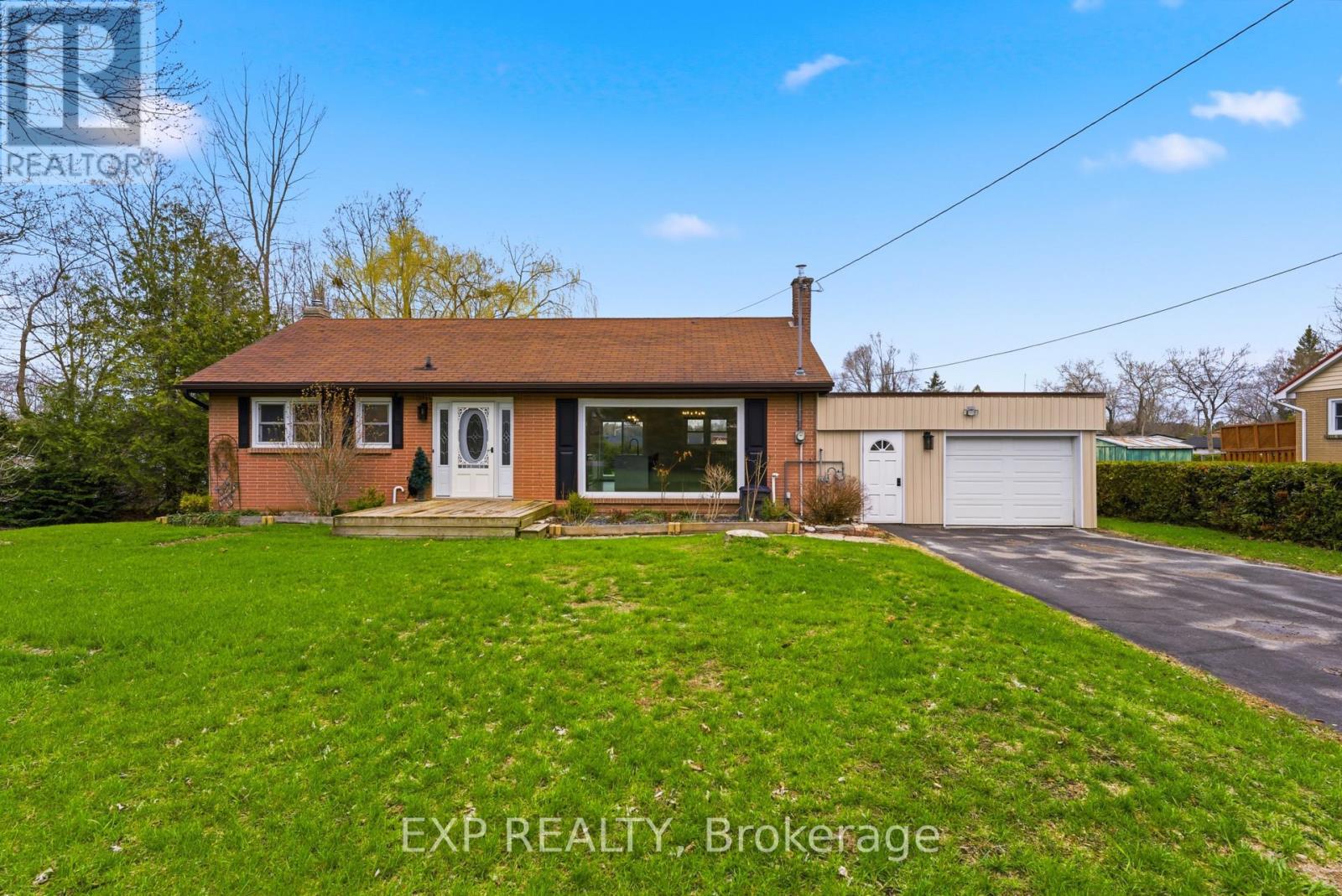 6 BAYSIDE DRIVE, Quinte West, Ontario