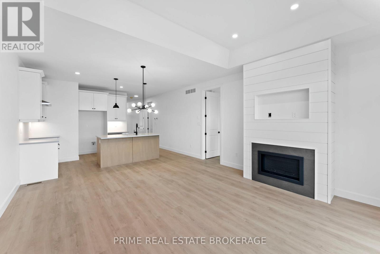 9 - 94 Coastal Crescent, Lambton Shores, Ontario  N0M 1T0 - Photo 14 - X13026396