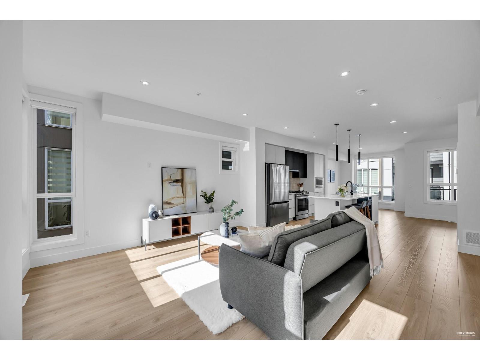 31 7670 207 Street, Langley, British Columbia  V2Y 3N7 - Photo 2 - R3114399