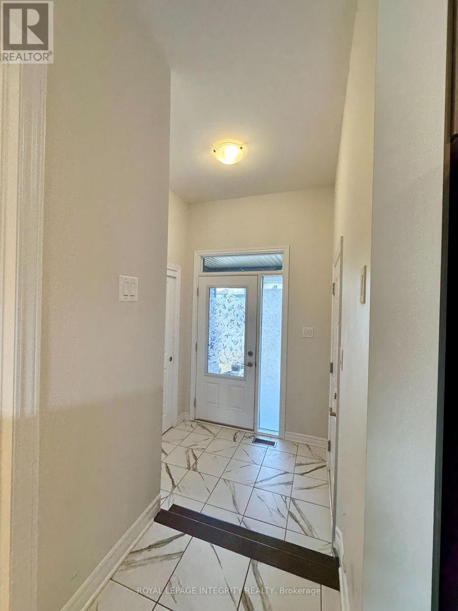 14 Atop Lane, Ottawa, Ontario  L6X 5C3 - Photo 5 - X13028128