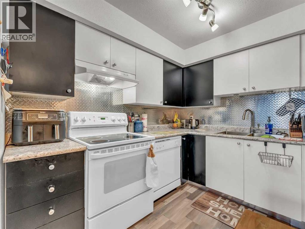 115, 1648 Saamis Drive NW, Medicine Hat, Alberta  T1B 4X1 - Photo 13 - A2294241