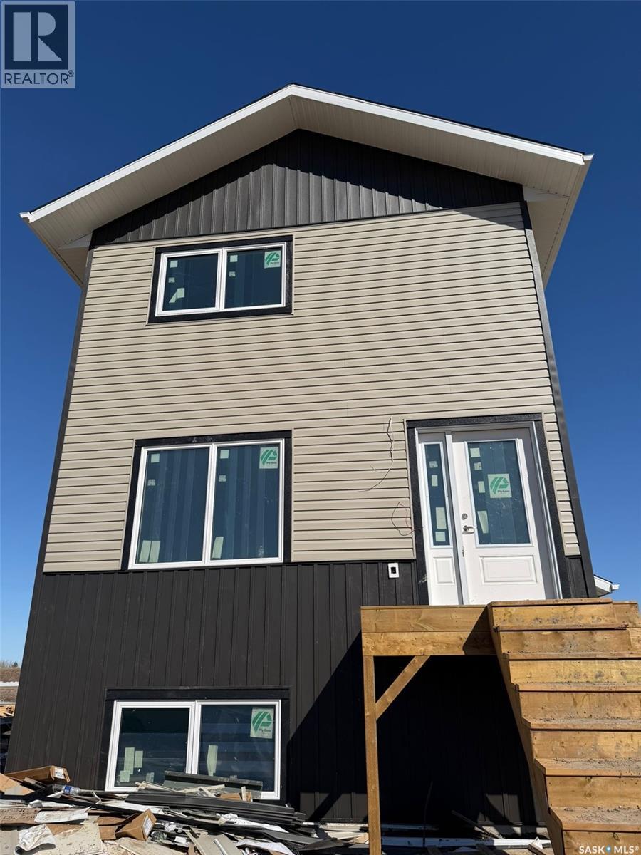 13 Clement ROAD, Lanigan, Saskatchewan