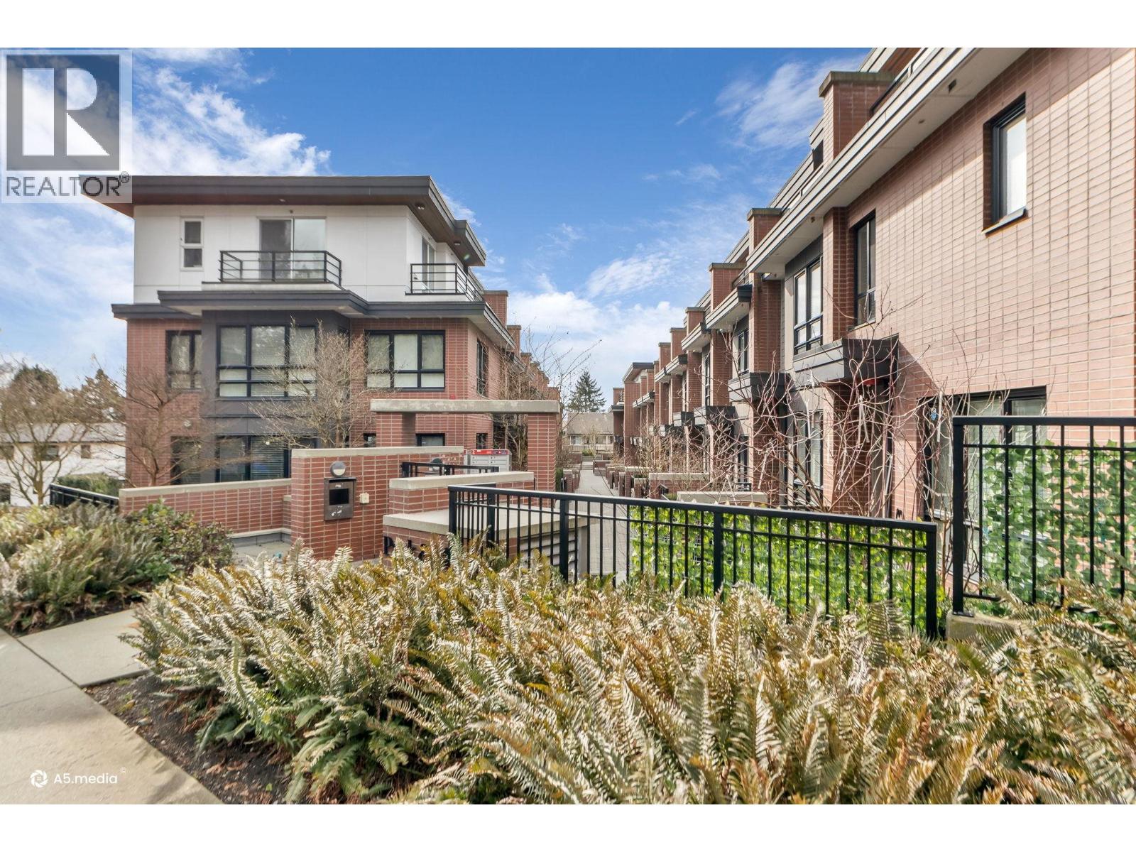 5 338 W 64 AVENUE, Vancouver, British Columbia