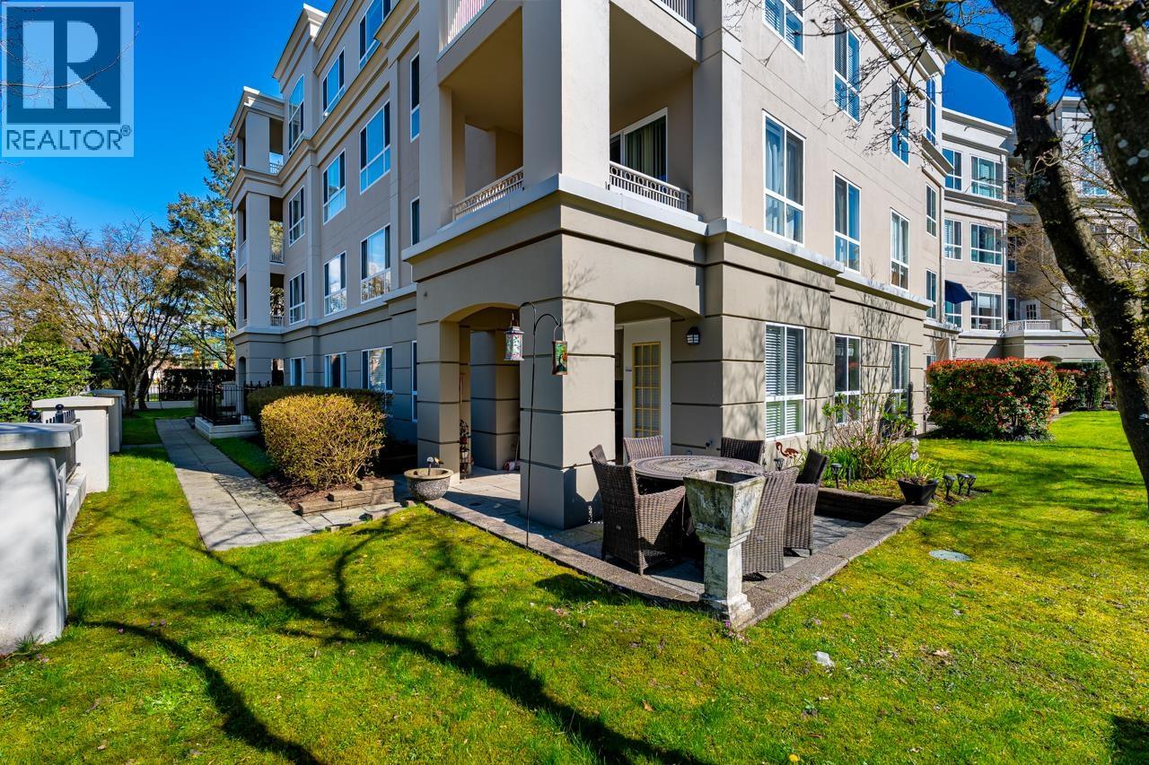 135 3098 Guildford Way, Coquitlam, British Columbia  V3B 7W8 - Photo 3 - R3114459