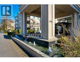 135 3098 GUILDFORD WAY, Coquitlam, British Columbia