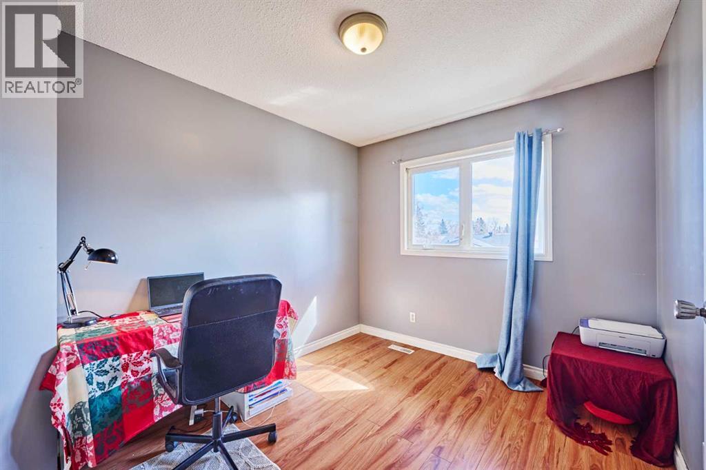 51 Sunmills Court Sw, Calgary, Alberta  T2X 2R4 - Photo 22 - A2296195