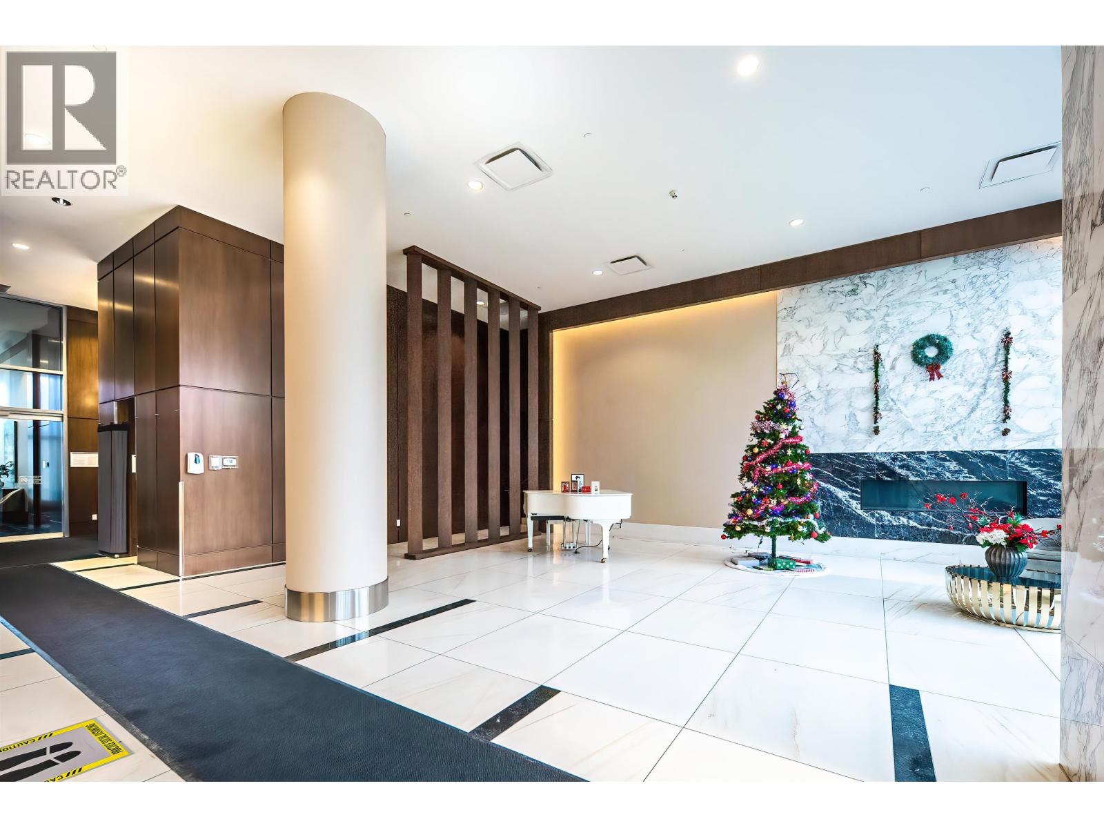 6590 NELSON AVENUE, Burnaby, British Columbia