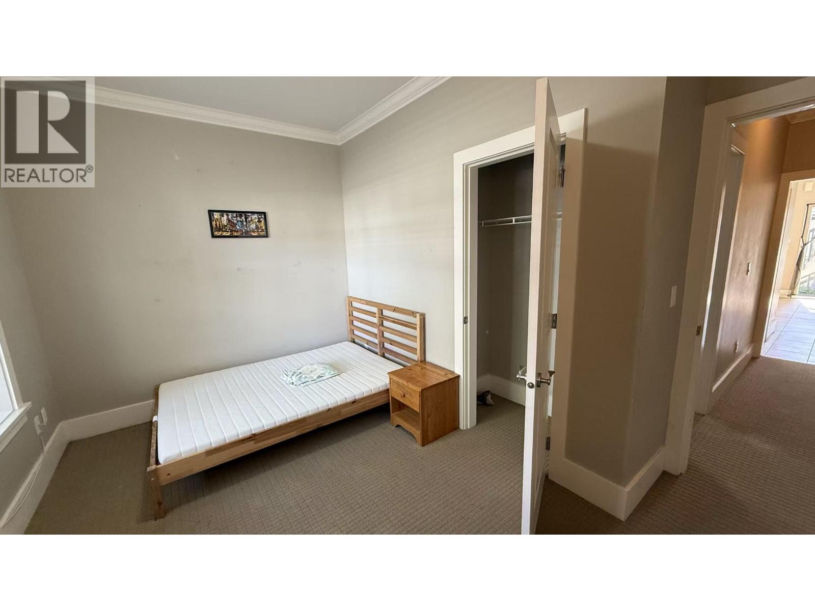 Rental Suite 74xx 18th Avenue, Burnaby, British Columbia  V3N 1H7 - Photo 2 - R3114457