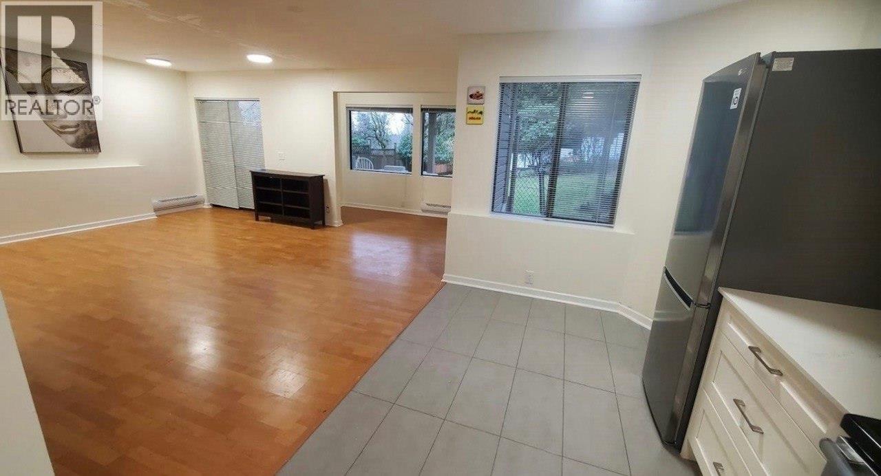 1516 Whitebark Place, Coquitlam, British Columbia  V3E 2V8 - Photo 3 - R3114464