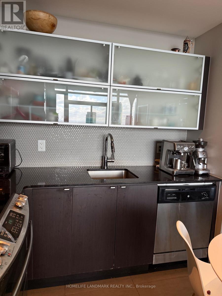 1911 - 170 Fort York Boulevard, Toronto, Ontario  M5V 0E6 - Photo 12 - C13009682