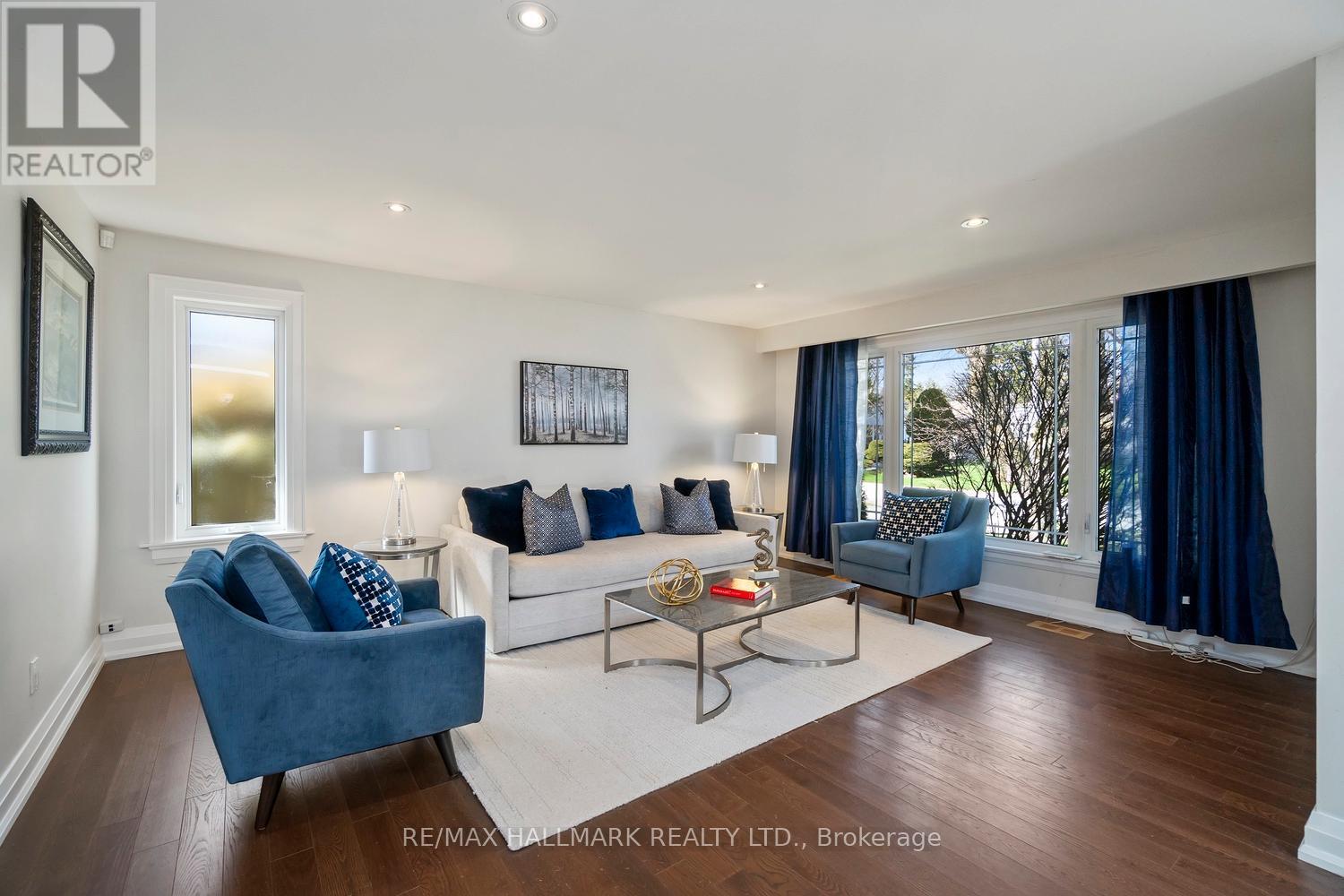 37 Lewin Crescent, Ajax, Ontario  L1S 3A2 - Photo 2 - E13028112