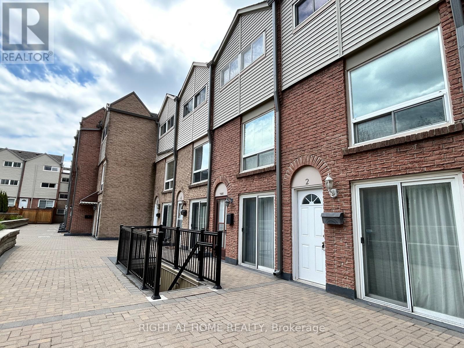 2 - 1666 Queen Street E, Toronto, Ontario  M4L 1G3 - Photo 2 - E13028132