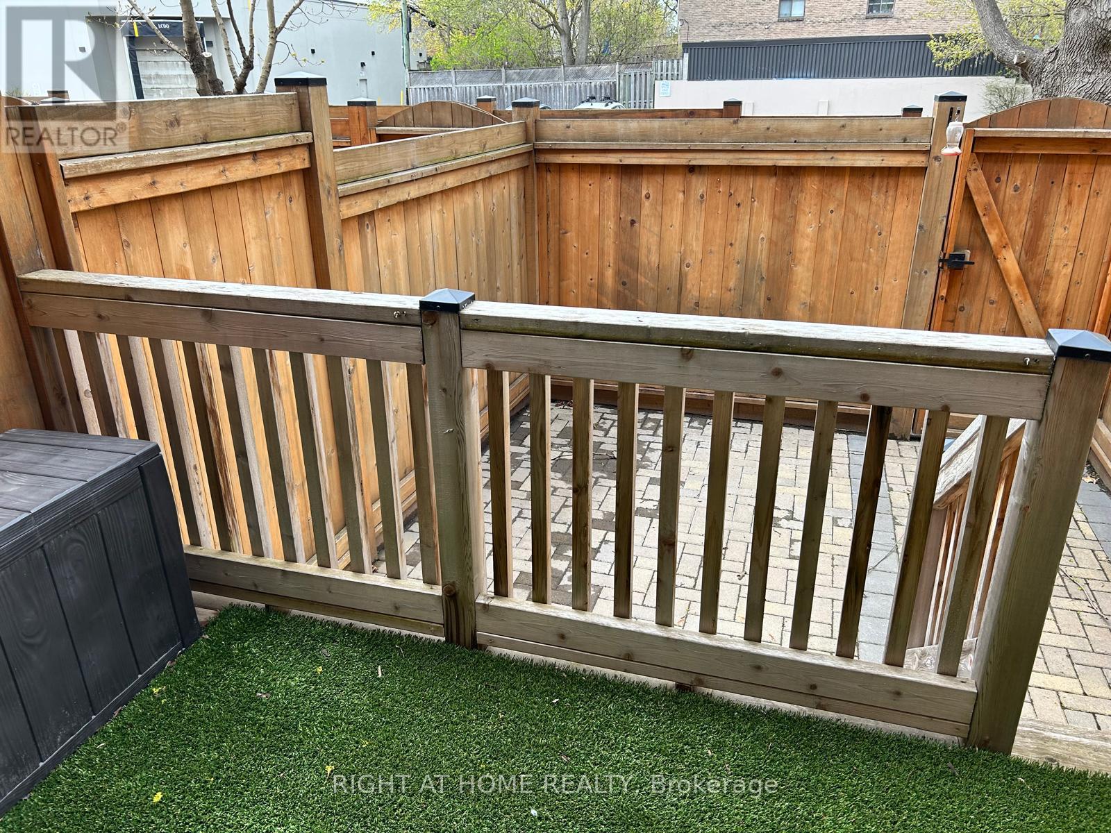 2 - 1666 Queen Street E, Toronto, Ontario  M4L 1G3 - Photo 24 - E13028132