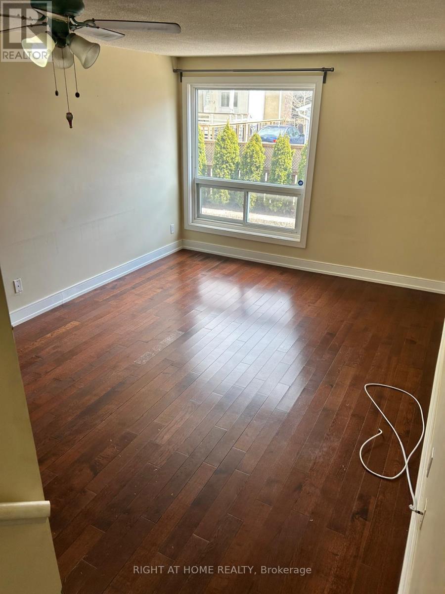 2 - 1666 Queen Street E, Toronto, Ontario  M4L 1G3 - Photo 5 - E13028132