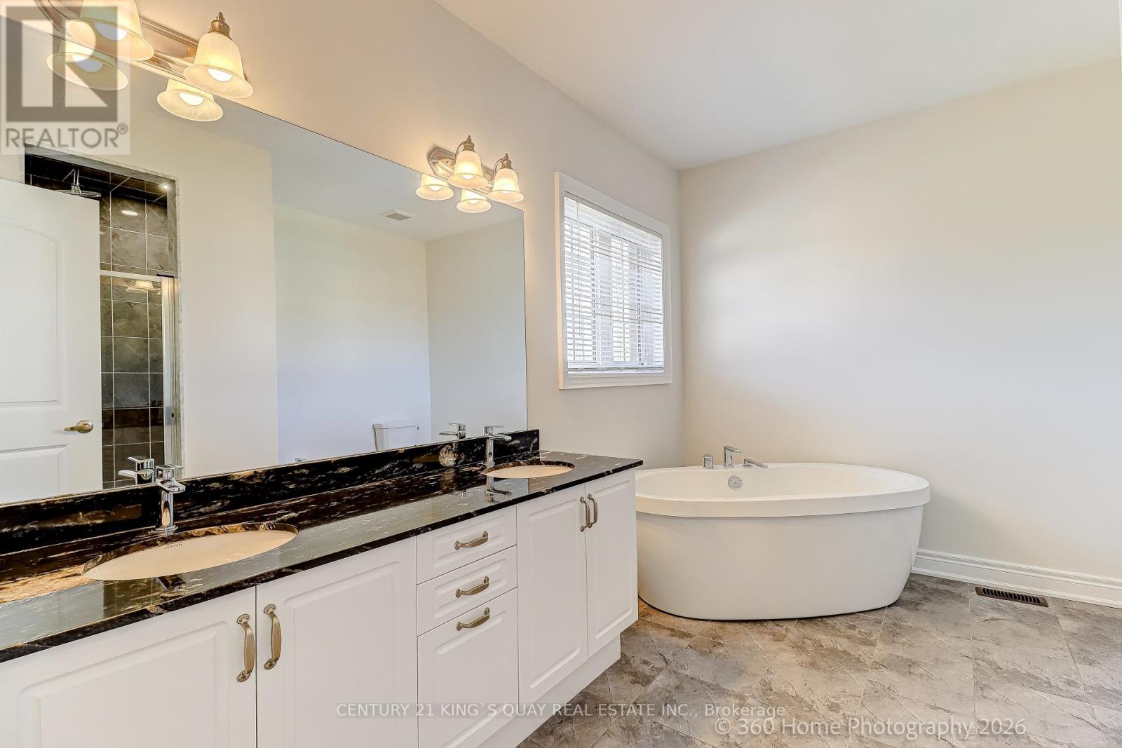 9 Greywacke Street, Richmond Hill, Ontario  L4E 1G7 - Photo 16 - N13028122