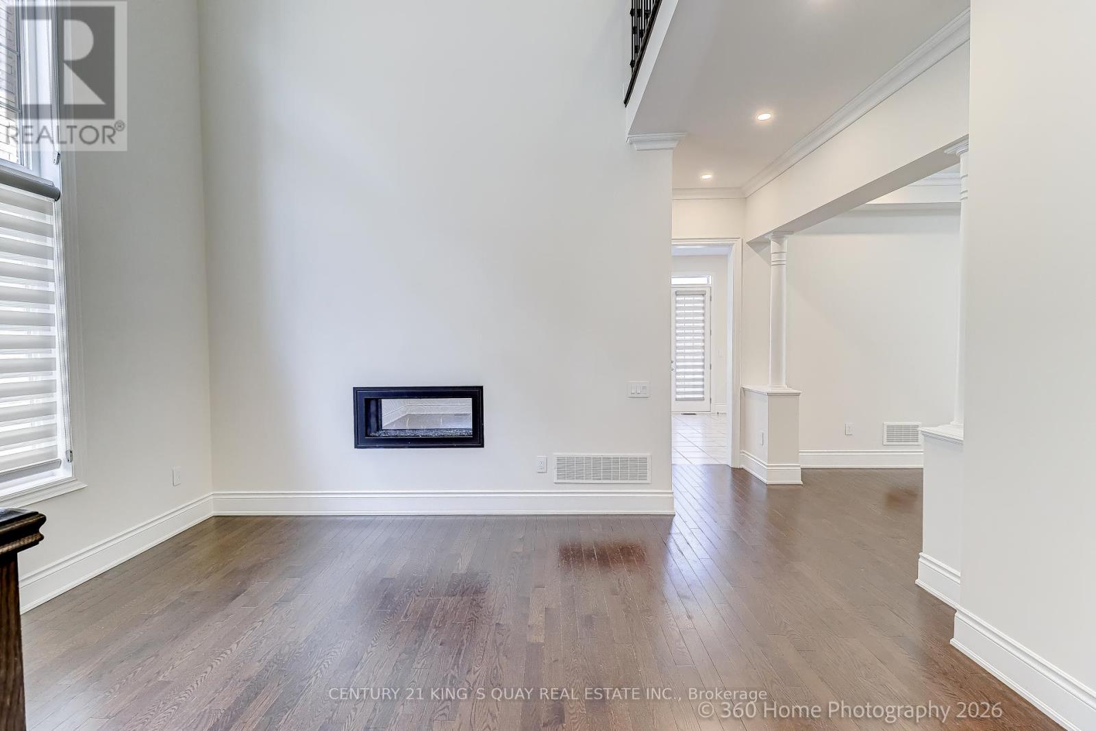 9 Greywacke Street, Richmond Hill, Ontario  L4E 1G7 - Photo 5 - N13028122