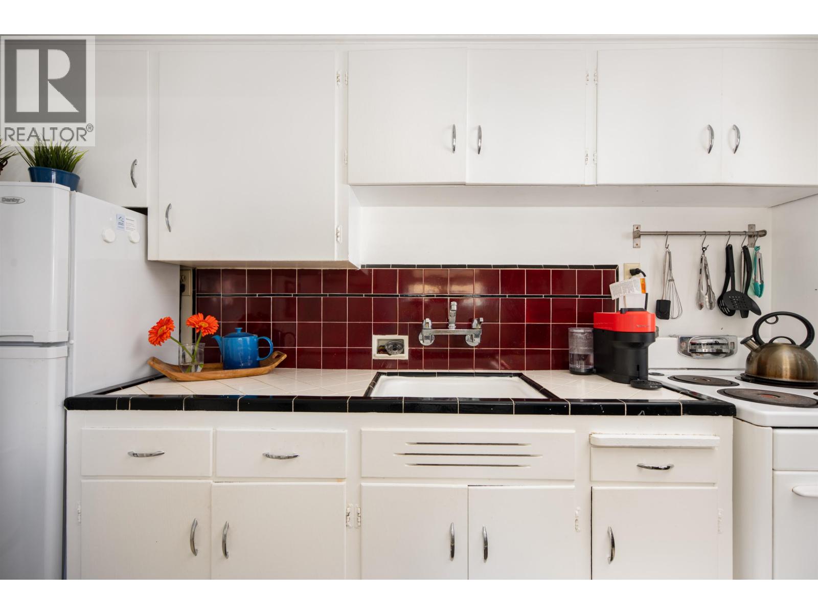 303 1565 Burnaby Street, Vancouver, British Columbia  V6G 1X1 - Photo 16 - R3103887