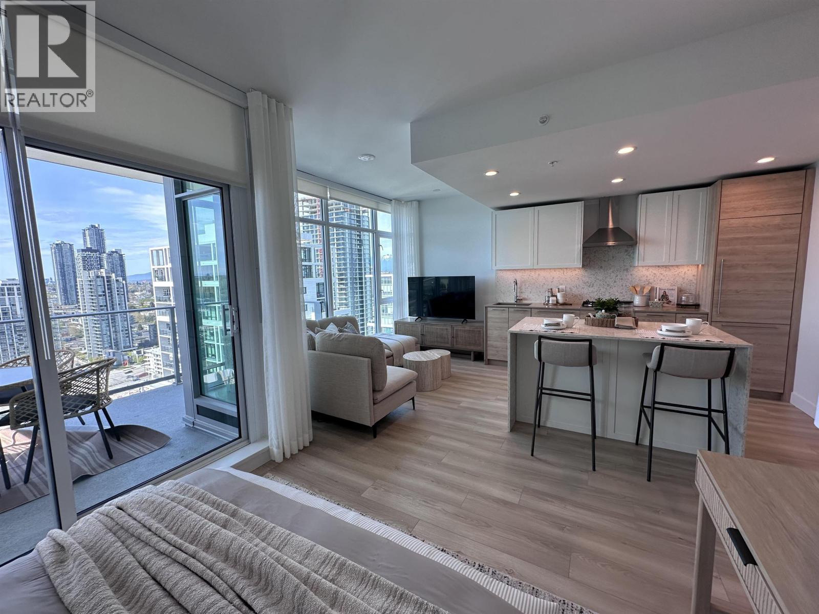 1409 2381 Beta Avenue, Burnaby, British Columbia  V5C 5N1 - Photo 2 - R3114435