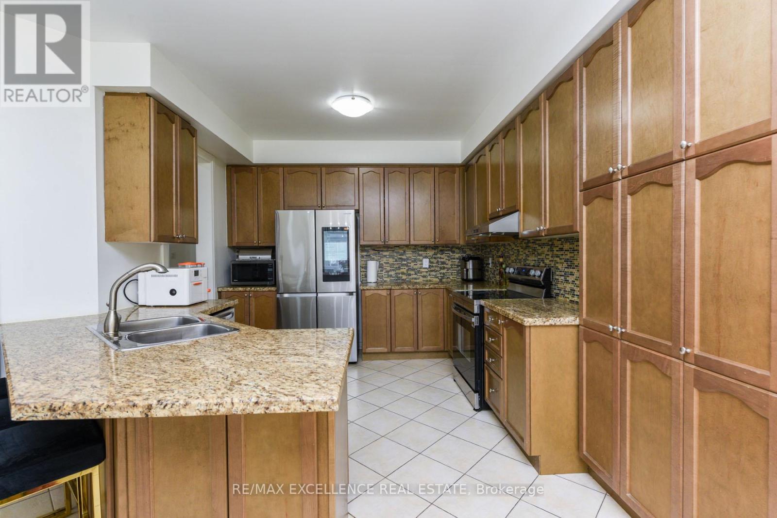 26 Fahey Drive, Brampton, Ontario  L6Y 0N7 - Photo 13 - W13028114