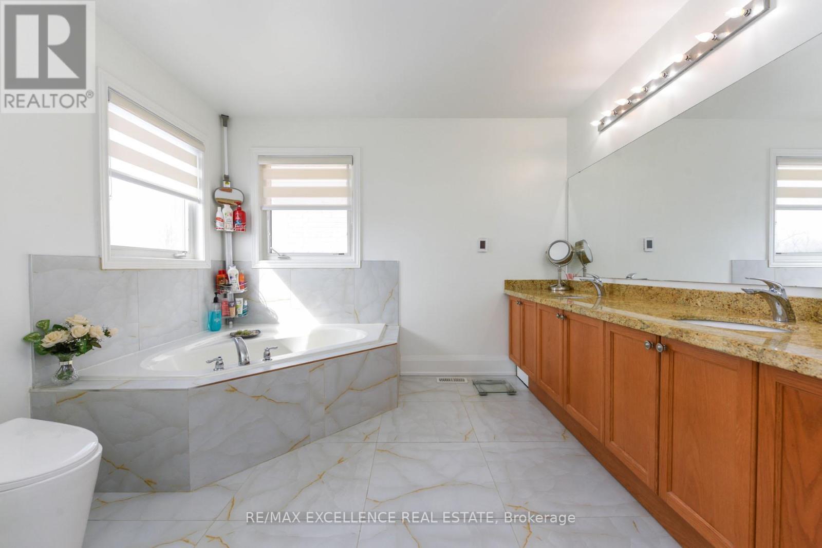 26 Fahey Drive, Brampton, Ontario  L6Y 0N7 - Photo 25 - W13028114