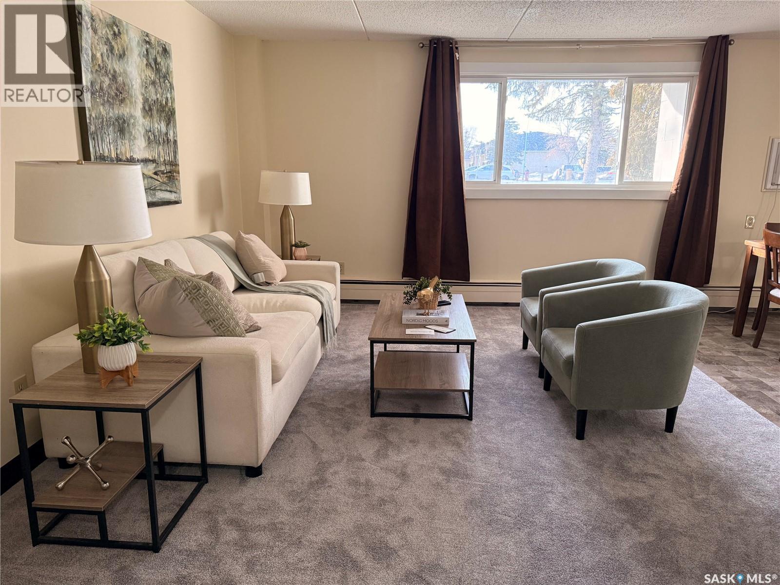 34 31 Centennial Street, Regina, Saskatchewan  S7H 3M9 - Photo 2 - SK033566