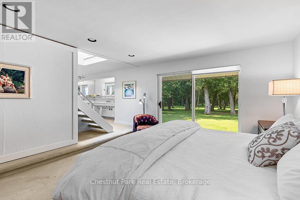 403123 Grey Road 4 Road, West Grey, Ontario  N0G 1R0 - Photo 23 - X12396532