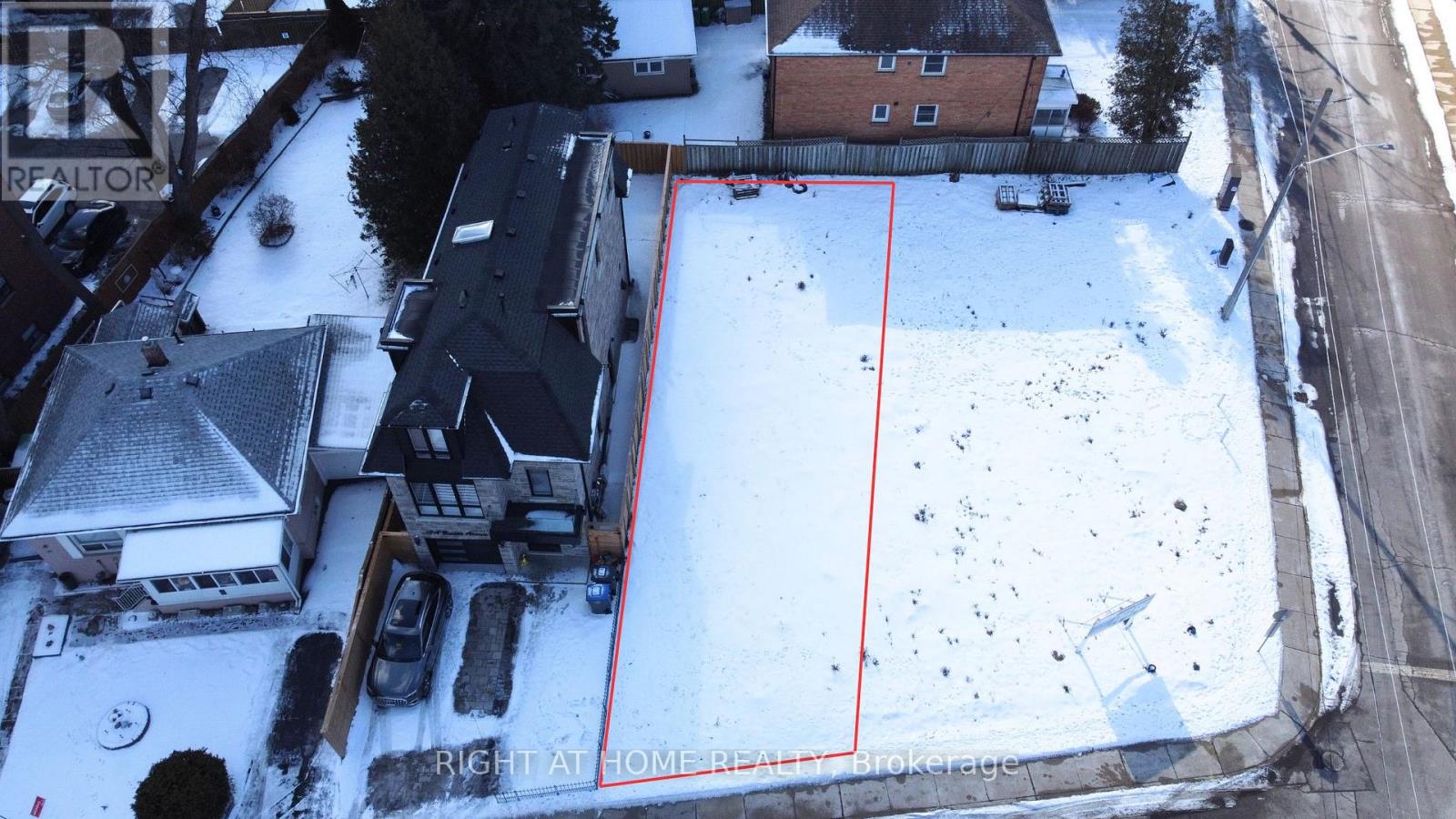 10B BENSON AVENUE, Mississauga, Ontario