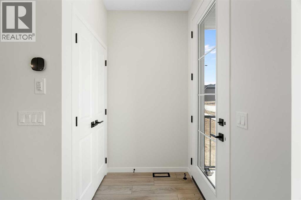 75 Bluerock Terrace SW, Calgary, Alberta  T2Y 0Y3 - Photo 13 - A2279221