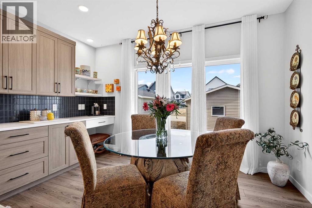 825 Reynolds Manor SW, Airdrie, Alberta  T4B 5G2 - Photo 12 - A2303362