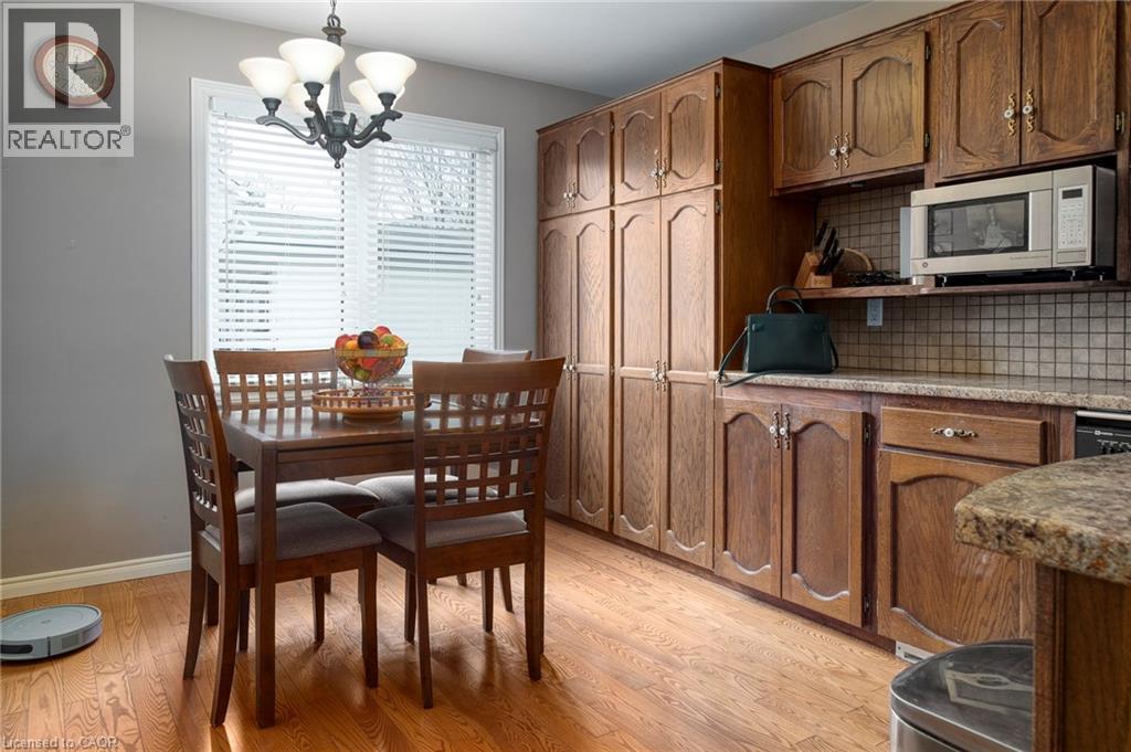 108 Queensway Drive, St. Jacobs, Ontario  N0B 2N0 - Photo 11 - 40821912